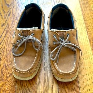 Boys Sperry Top-Siders, size 3.5M